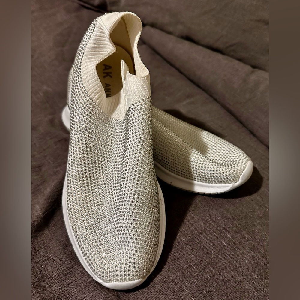Anne Klein iFlex Women’s White Rhinestone Slip On Sneakers Sz 8